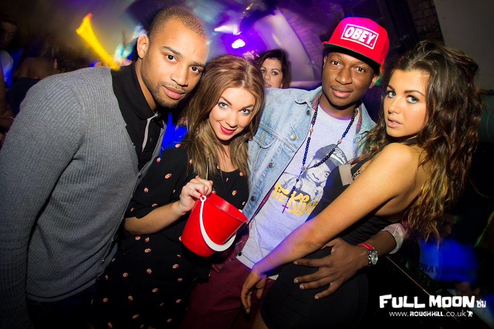 IMAGE: http://payload26.cargocollective.com/1/3/110609/2827258/16-02-2012-22_o.jpg